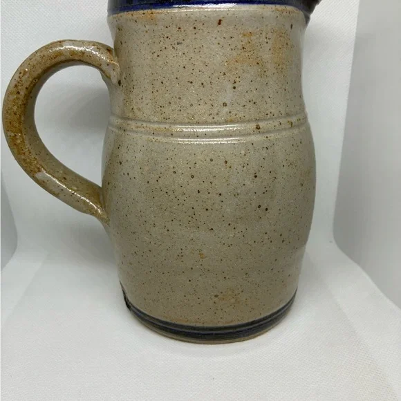 Salt Glazed Pottery Pitcher “Eureka Illinois” 6.5 Inches Stamped And Signed - Picture 2 of 6